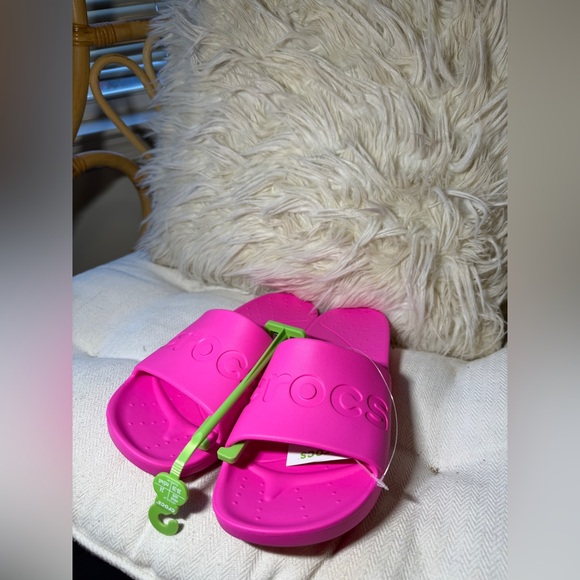 Crocs Slide Men's 6/ Women's 8 Pink Single Band Sandals 210088-6TW NWT - Picture 2 of 7
